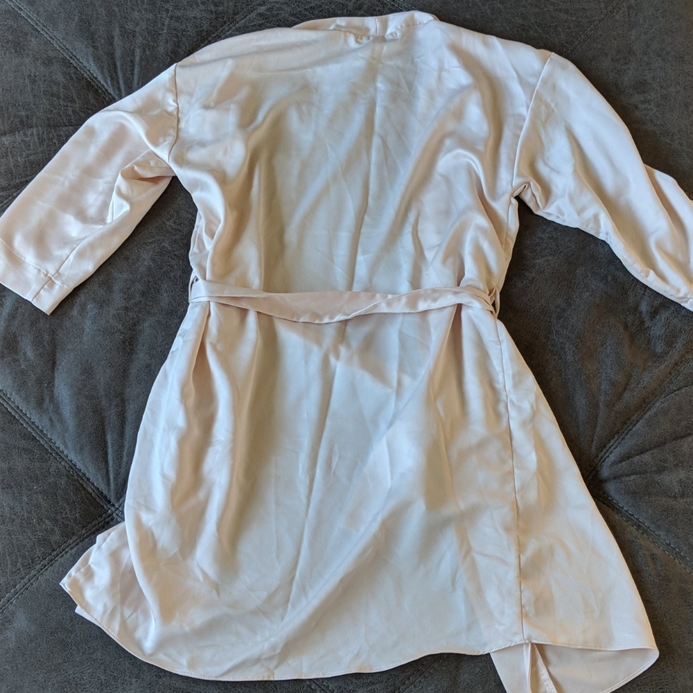 ⭐ Flora Nikrooz Robe - Picture 5 of 5